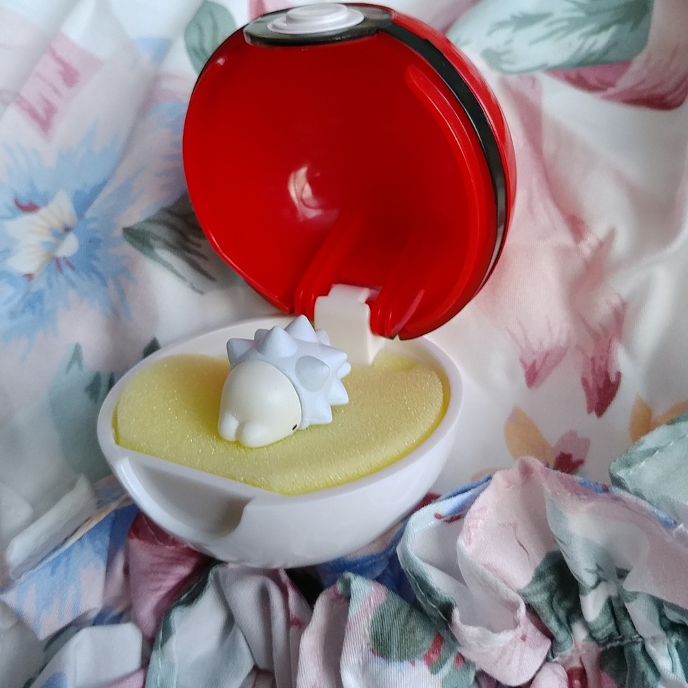 Pokemon Snom vinyl ring with pokeball